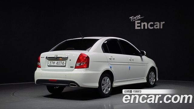 Hyundai Verna из Кореи Encar