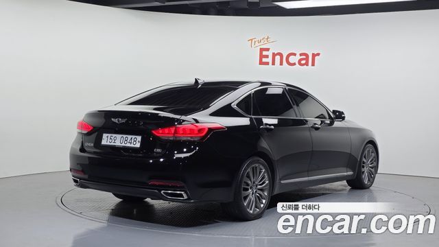 Hyundai Genesis из Кореи Encar