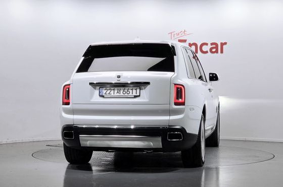 Rolls-Royce Cullinan 6.7 V12 — пробег 35 014 км — фото 4 из 5