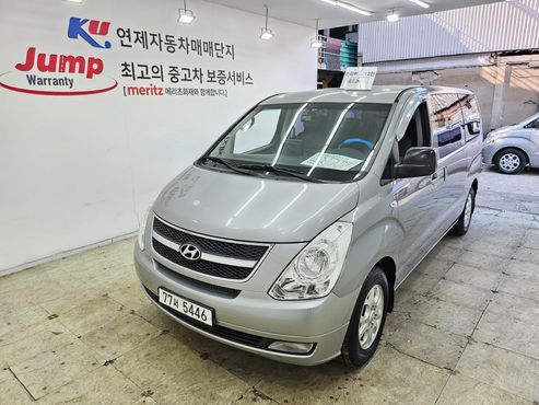 Hyundai Starex 12-Seater Wagon CVX Premium — пробег 67 200 км — фото 1 из 5