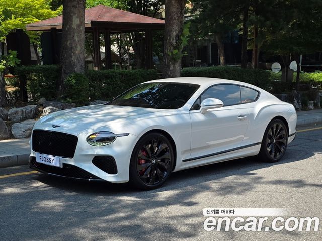 Bentley Continental 4.0 GT Core — пробег 895 км — фото 1 из 5
