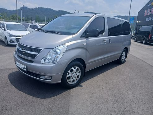 Hyundai Starex 5-Seater VAN CVX Luxury — пробег 178 376 км — фото 4 из 5