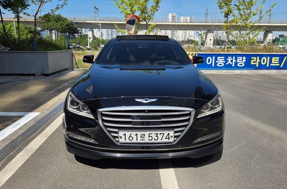 Hyundai Genesis G380 Prestige AWD — пробег 188 000 км — фото 2 из 5