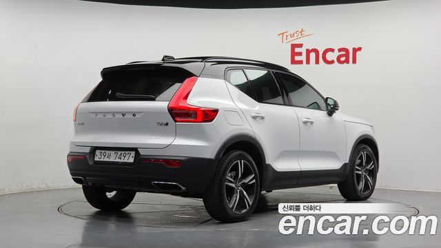 Volvo XC40 из Кореи Encar