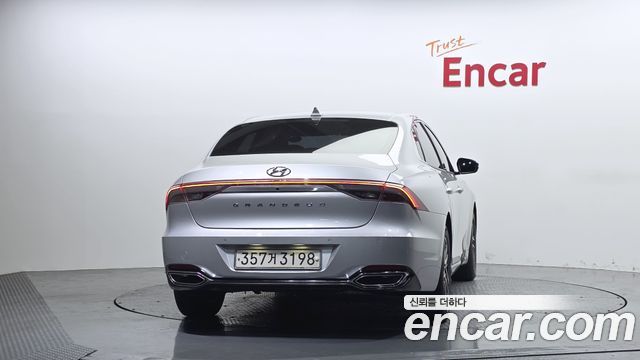 Hyundai Grandeur из Кореи Encar