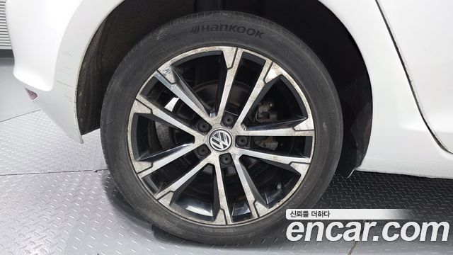 Volkswagen Golf 2.0 TDI Premium — пробег 127 238 км — фото 5 из 5