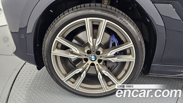 BMW X6 M50i — пробег 90 291 км — фото 5 из 5