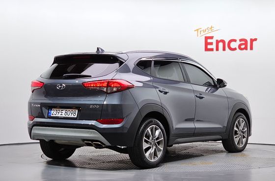Hyundai Tucson Diesel 2.0 2WD Premium — пробег 110 338 км — фото 2 из 5