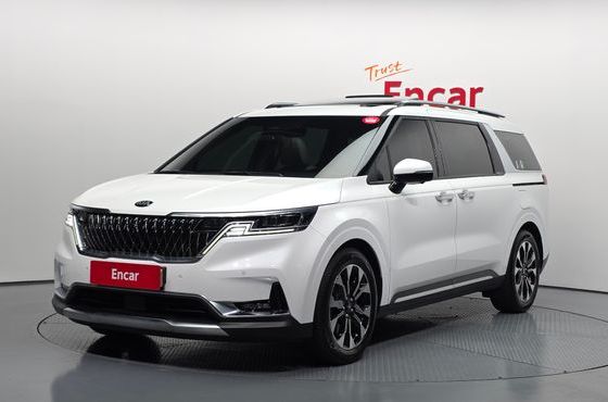 Kia Carnival 9-Seater Signature — пробег 87 681 км — фото 1 из 5