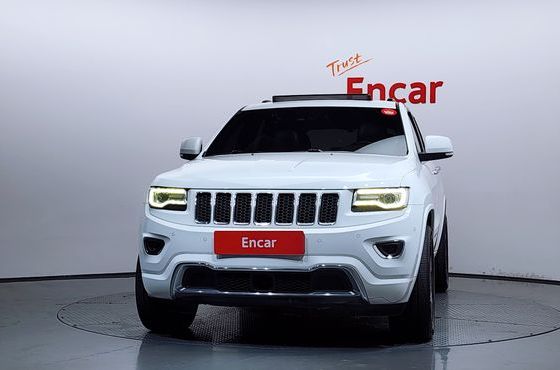 Jeep Cherokee 3.0 Diesel Overland WK2 — пробег 178 113 км — фото 3 из 5