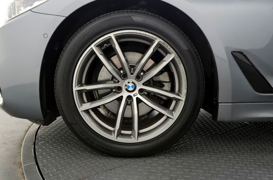 BMW 5-Series 520d xDrive M Sport Package Plus — пробег 155 253 км — фото 5 из 5