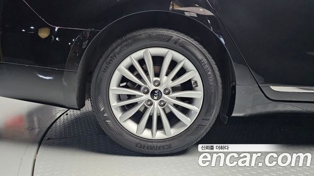 Kia K7 из Кореи Encar