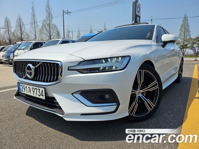 Volvo S60 B5 Inscription — пробег 95 000 км — фото 1 из 5