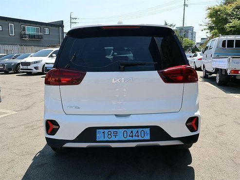 Kia Niro Air — пробег 161 590 км — фото 4 из 5