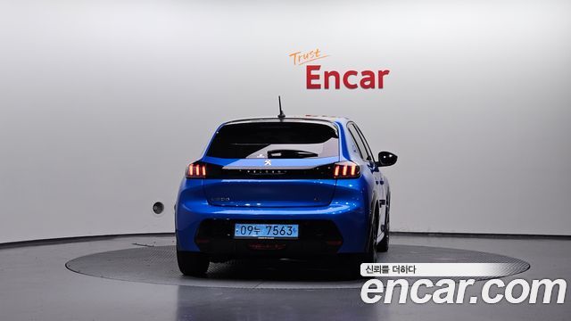 Peugeot 208 из Кореи Encar