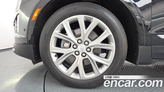 Cadillac XT5 из Кореи Encar