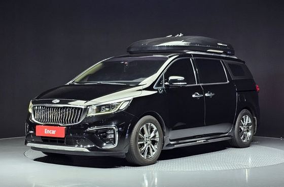 Kia Carnival Gasoline 7-Seater Limousine President — пробег 183 010 км — фото 1 из 5