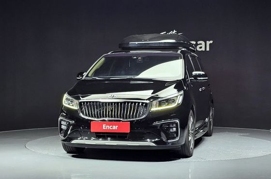 Kia Carnival Gasoline 7-Seater Limousine President — пробег 183 010 км — фото 3 из 5