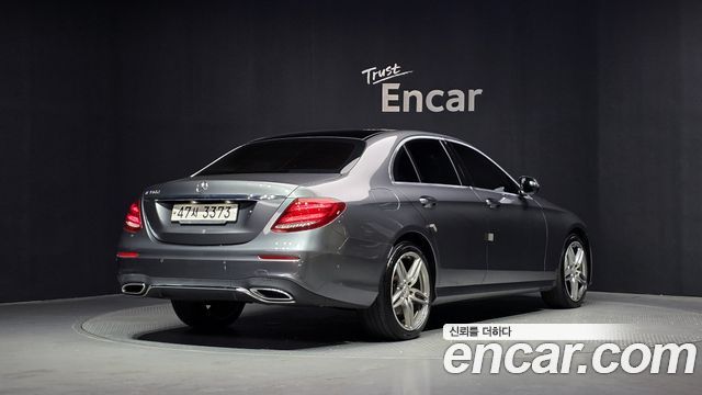 Mercedes-Benz E-Class из Кореи Encar