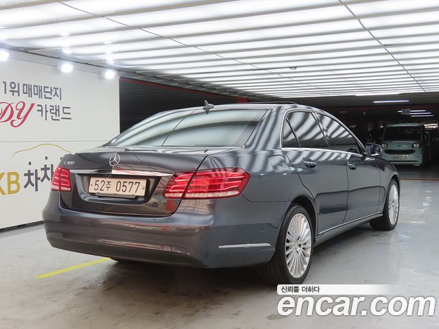 Mercedes-Benz E-Class из Кореи Encar