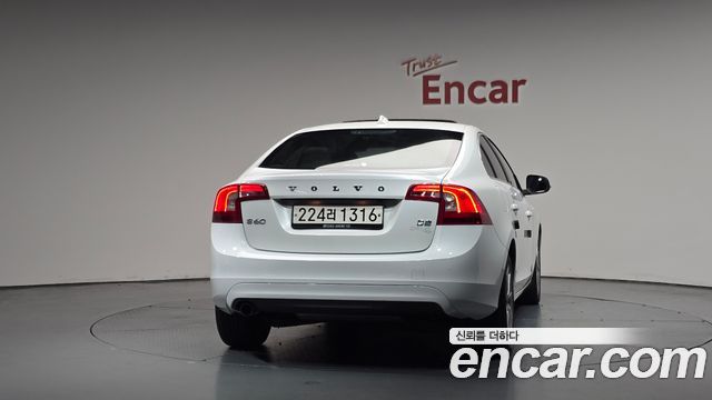 Volvo S60 из Кореи Encar