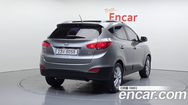 Hyundai Tucson Diesel 2WD LX20 Premier — пробег 157 981 км — фото 2 из 5