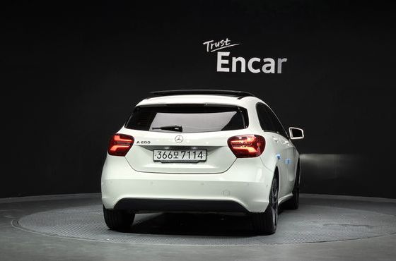 Mercedes-Benz A-Class A200 — пробег 55 520 км — фото 4 из 5