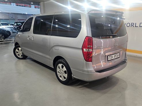 Hyundai Starex 4WD 12-Seater Wagon modern — пробег 113 427 км — фото 4 из 5