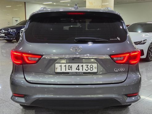 Infiniti QX60 3.5 AWD — пробег 198 197 км — фото 4 из 5