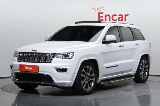 Jeep Cherokee 3.0 Diesel Overland WK2 — пробег 116 614 км — фото 1 из 5