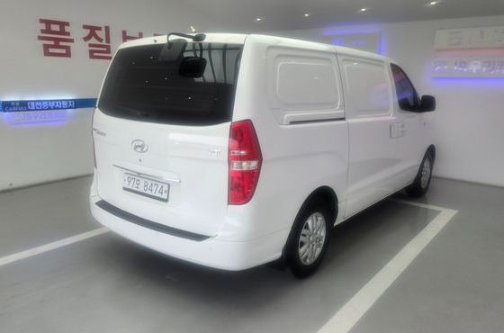 Hyundai Starex 3-Seater VAN Smart — пробег 270 000 км — фото 5 из 5