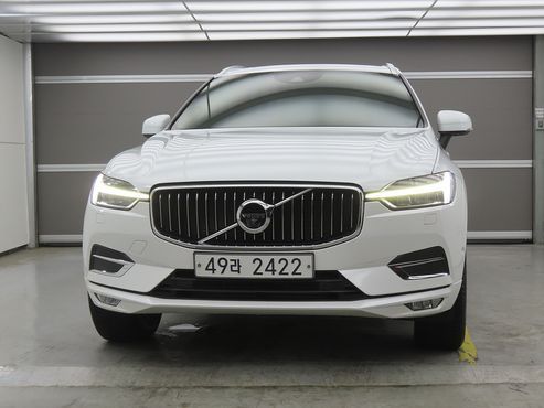 Volvo XC60 T6 Inscription — пробег 81 263 км — фото 2 из 5