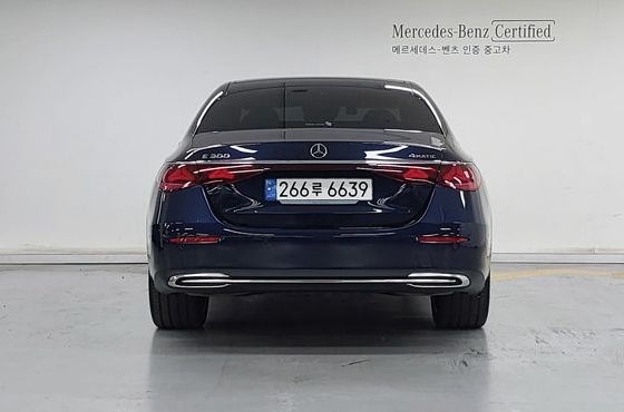 Mercedes-Benz E-Class E300 4MATIC Exclusive — пробег 30 870 км — фото 4 из 5
