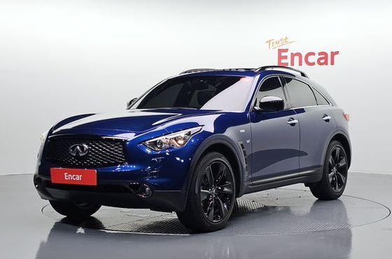 Infiniti QX70 3.7 AWD Special Edition — пробег 63 460 км — фото 1 из 5