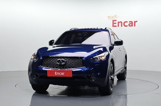 Infiniti QX70 3.7 AWD Special Edition — пробег 63 460 км — фото 3 из 5