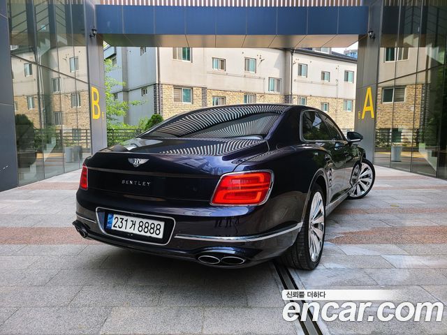 Bentley Flying Spur 4.0 — пробег 41 314 км — фото 3 из 5
