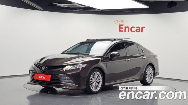 Toyota Camry 2.5 — пробег 68 540 км — фото 1 из 5