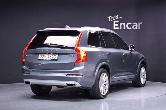 Volvo XC90 D5 Inscription — пробег 76 450 км — фото 2 из 5