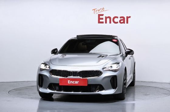 Kia Stinger 3.3 GT AWD Tribute Edition — пробег 52 926 км — фото 3 из 5