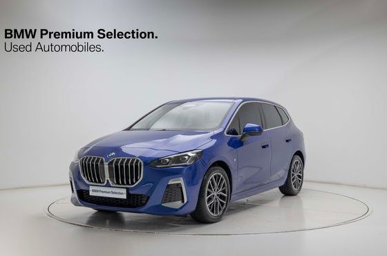 BMW 2-Series 220i M Sport Design — пробег 4 080 км — фото 1 из 5