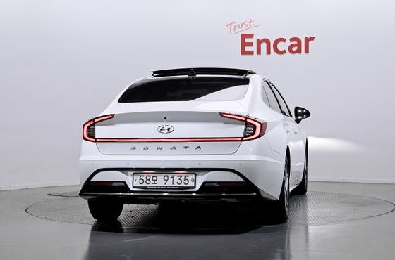 Hyundai Sonata 2.0 Premium — пробег 27 964 км — фото 4 из 5