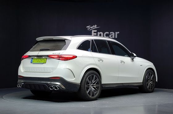 Mercedes-Benz GLC-Class AMG GLC43 4MATIC — пробег 1 090 км — фото 2 из 5