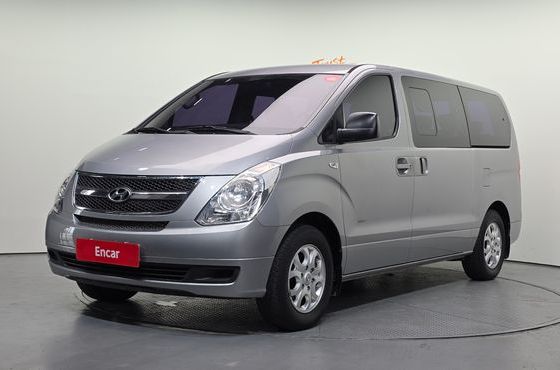 Hyundai Starex 12-Seater Wagon CVX Deluxe — пробег 159 621 км — фото 1 из 5