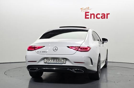Mercedes-Benz CLS-Class CLS300d AMG Line — пробег 124 824 км — фото 4 из 5