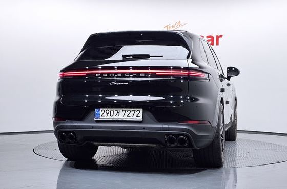 Porsche Cayenne 3.0 E-Hybrid — пробег 26 243 км — фото 4 из 5