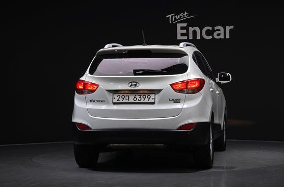 Hyundai Tucson Diesel 2WD LX20 Premier — пробег 155 707 км — фото 4 из 5