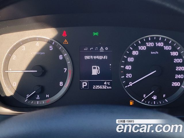 Hyundai Sonata LPI Premium — пробег 225 618 км — фото 4 из 5
