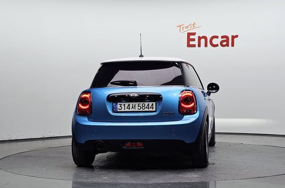 Mini Cooper Standard Third Generation — пробег 93 706 км — фото 4 из 5