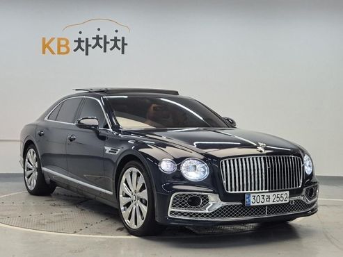 Bentley Flying Spur 4.0 — пробег 28 456 км — фото 4 из 5