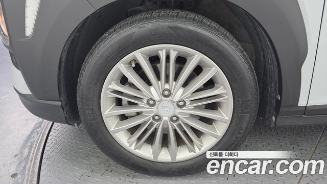 Hyundai Kona из Кореи Encar